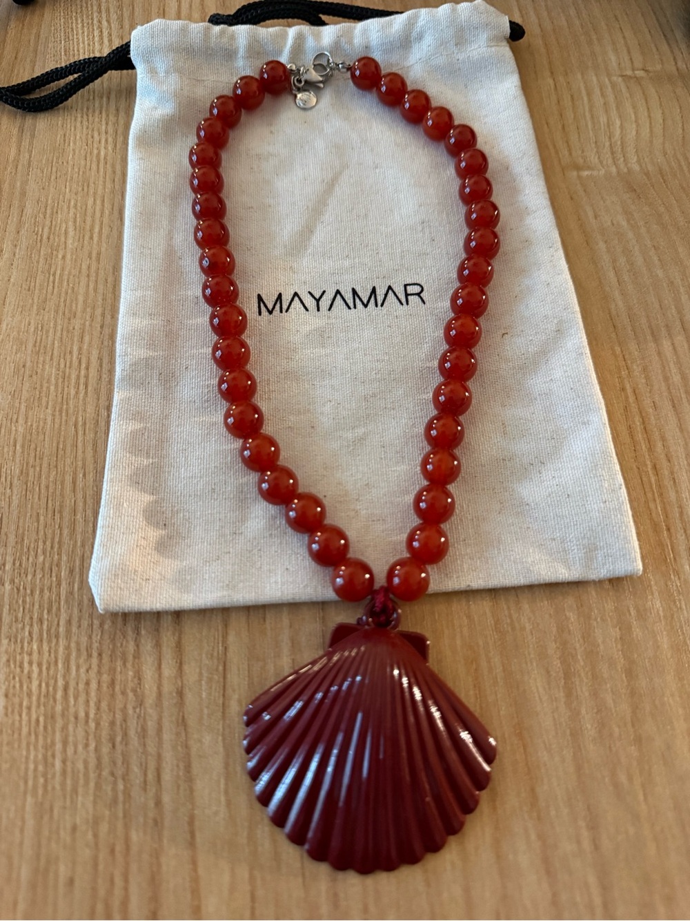 New Mayamar Red agate Beaded Shell Pendant Necklace